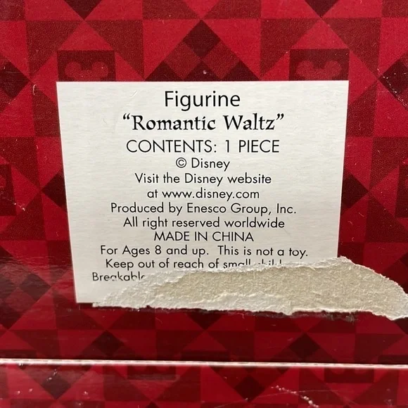 DISNEY Traditions by Jim Shore Cinderella Figurine "Romantic Waltz" (4007216) - Picture 14 of 16